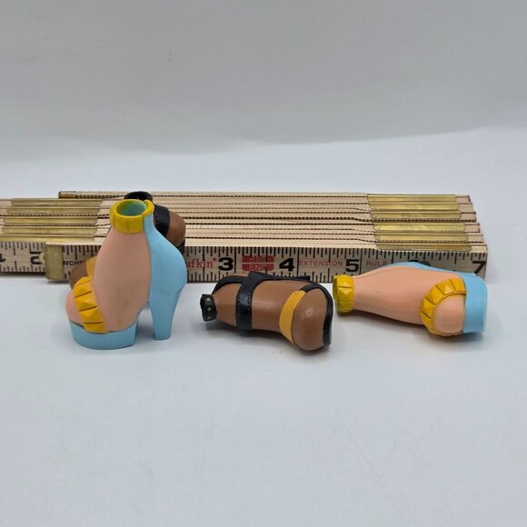 Bratz Shoefie Snaps Shoes Set With White Star Brush - Picture 8 of 8